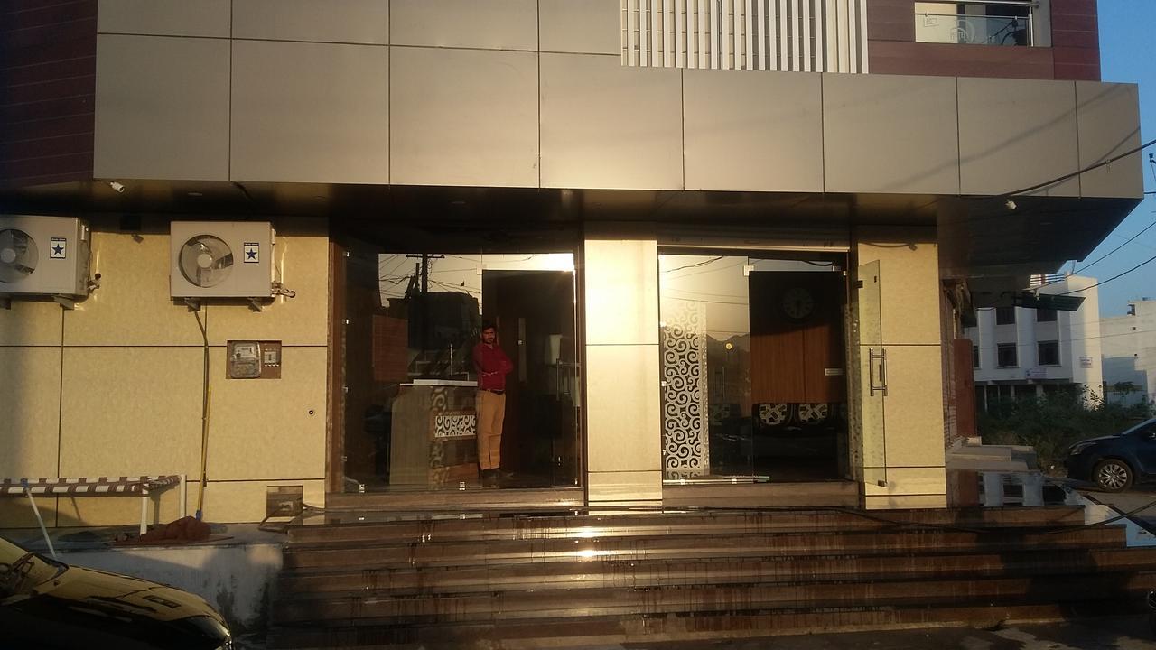 乐趣酒店 烏代浦 外观 照片